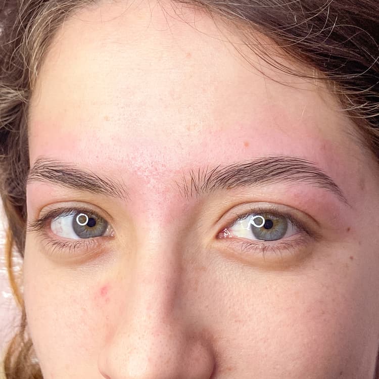 Design de Sobrancelhas